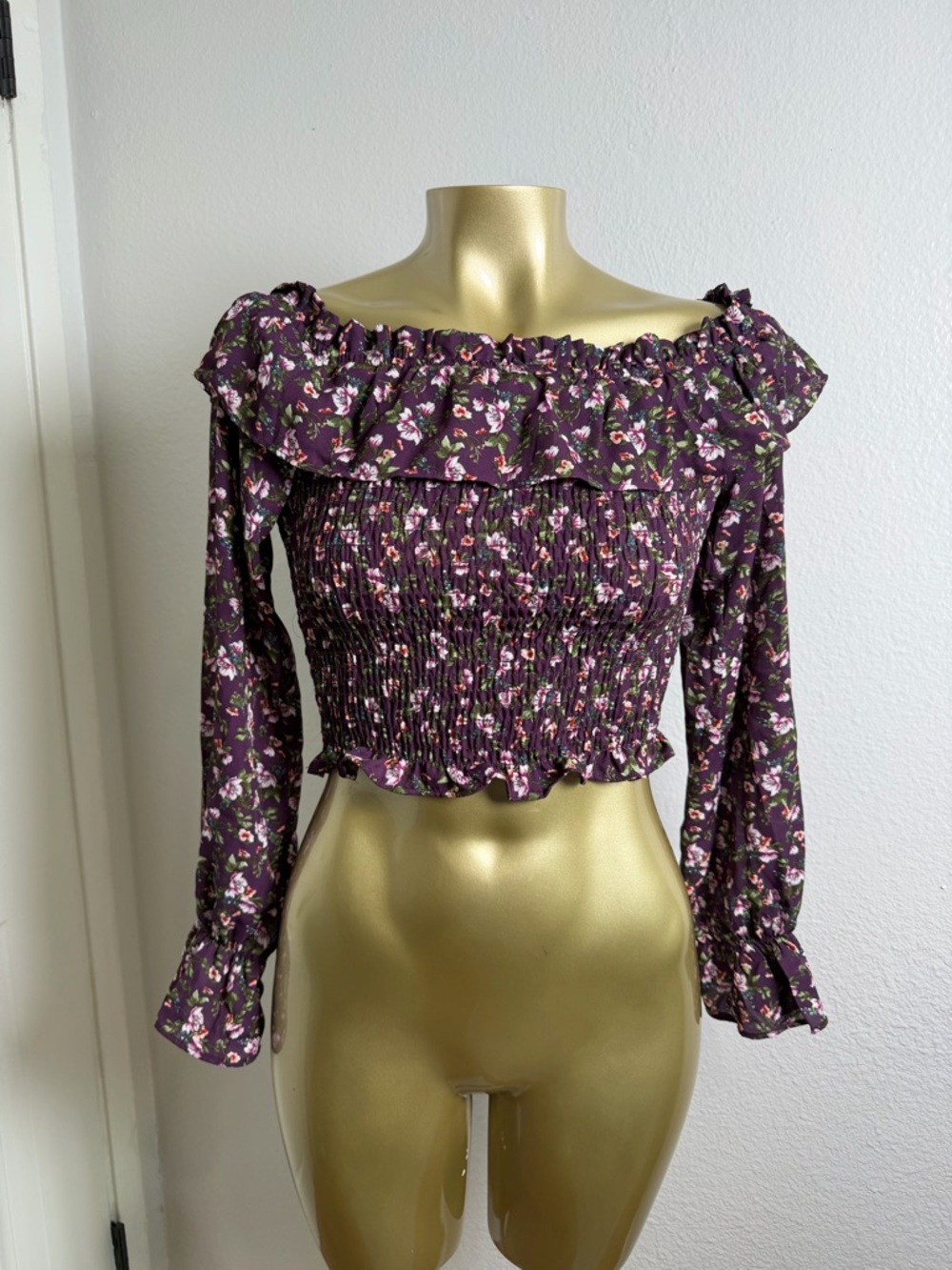 Guess Purple Floral Smocked Off-Shoulder Crop Top S